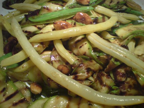 bonor-med-zucchini-och-mandel