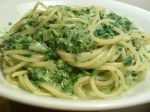Spaghetti med gräddig&nbsp;spenatsås