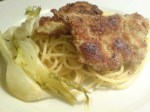 Pankopanerade fläskschnitzlar med smör- & vitvinskokt fänkål,&nbsp;spaghetti