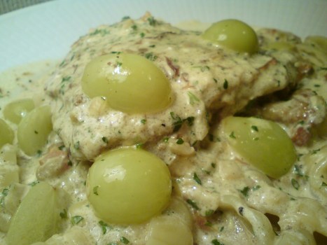 Kycklinggryta med vindruvor