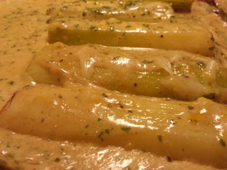 graddstekt-purjolok-med-citron-persilja-och-parmesanost